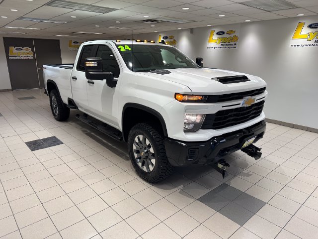 Used 2024 Chevrolet Silverado 2500 Custom w/ Custom Value Package