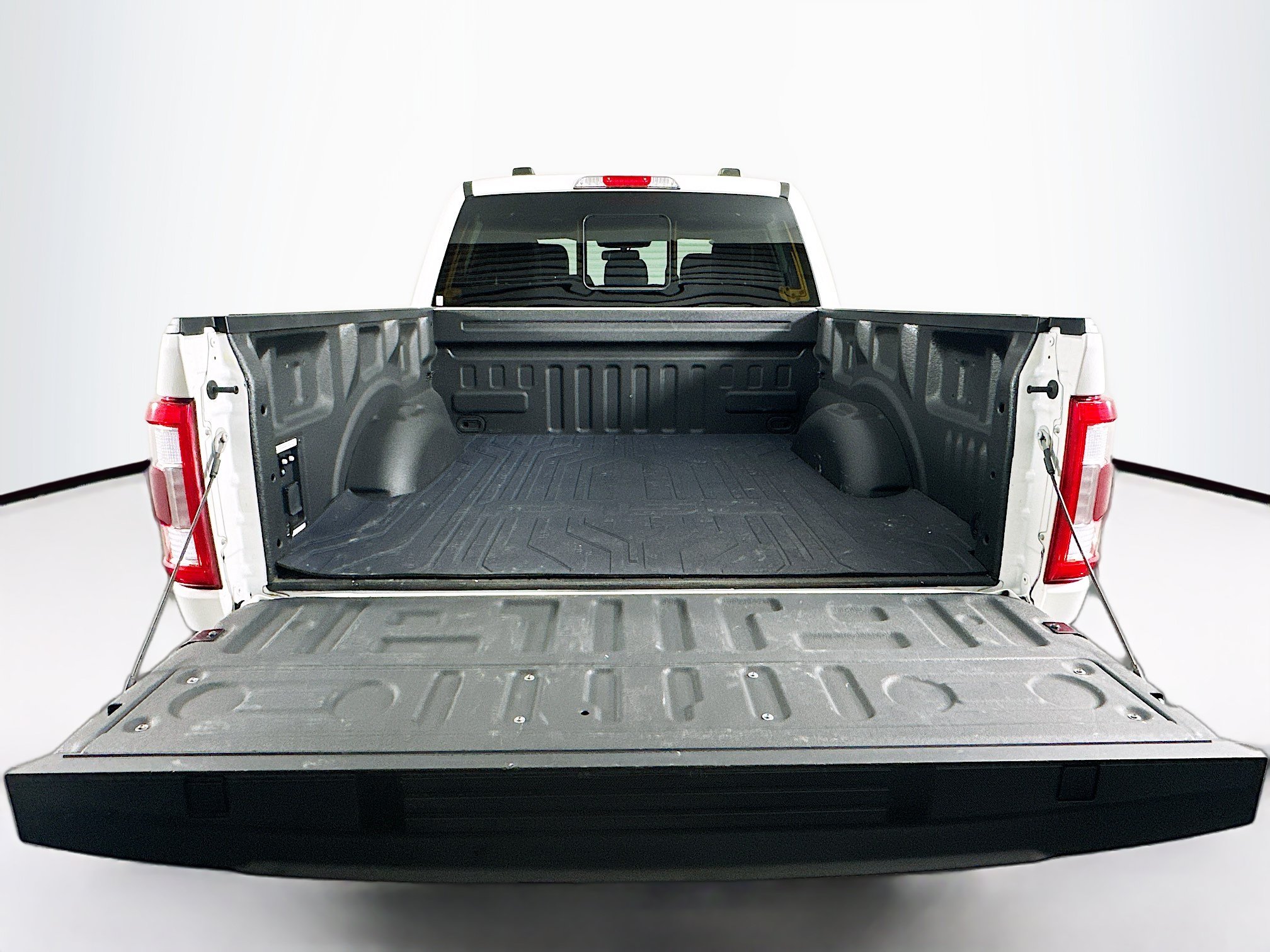 Used 2023 Ford F150 Lariat w/ Equipment Group 502A High AWD/4WD image 29