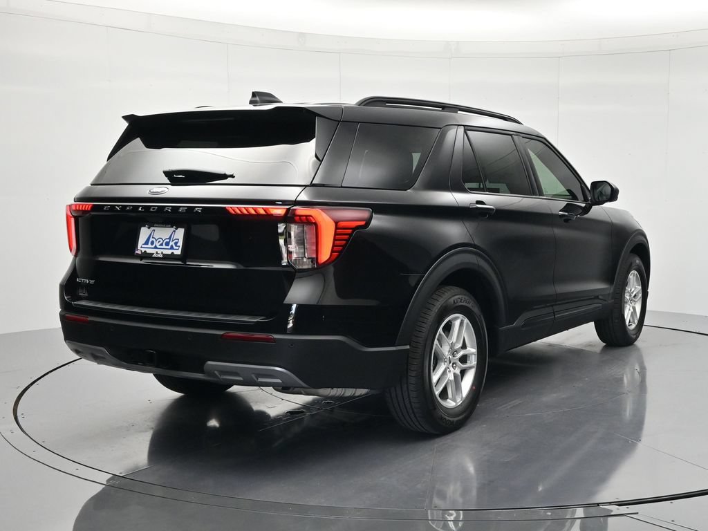 New 2026 Ford Explorer Active w/ Active Comfort Package RWD image 5