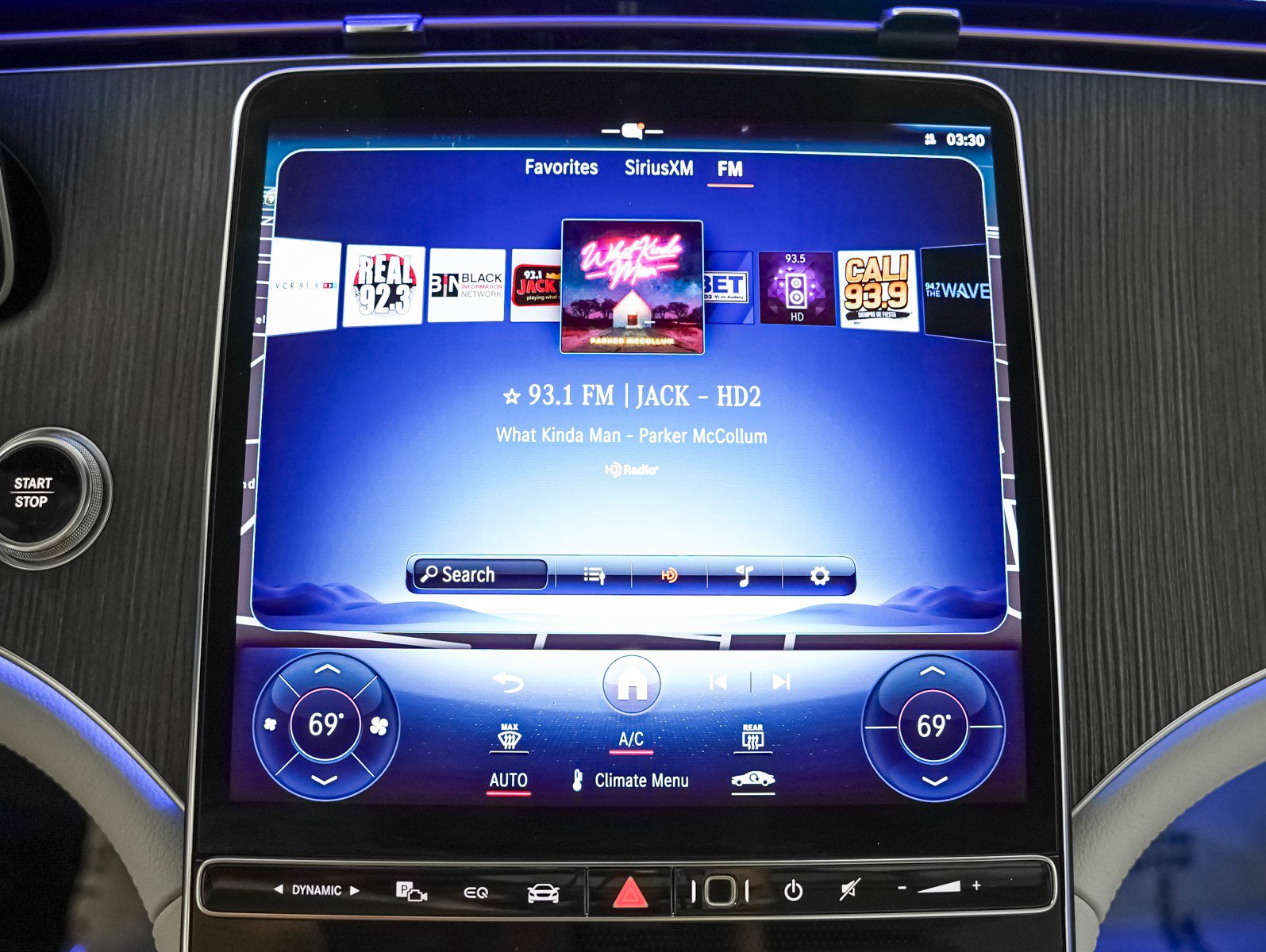 Certified 2023 Mercedes-Benz EQE 500 4MATIC Sedan w/ Exclusive Trim Package image 19