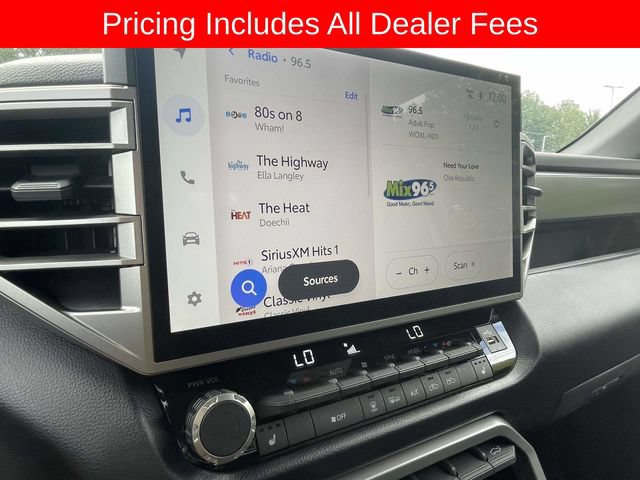 Used 2025 Toyota Tundra SR5 w/ SR5 Premium Package AWD/4WD image 32