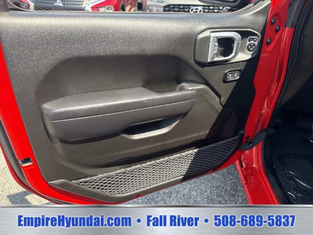 Used 2024 Jeep Wrangler Unlimited Sport AWD/4WD image 17