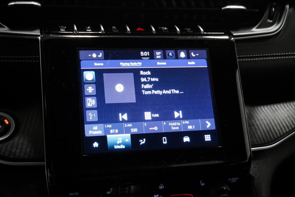 Used 2024 Jeep Grand Cherokee L Laredo image 25