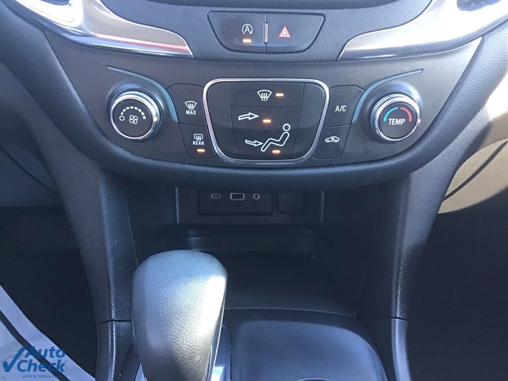 Used 2023 Chevrolet Equinox LT image 38