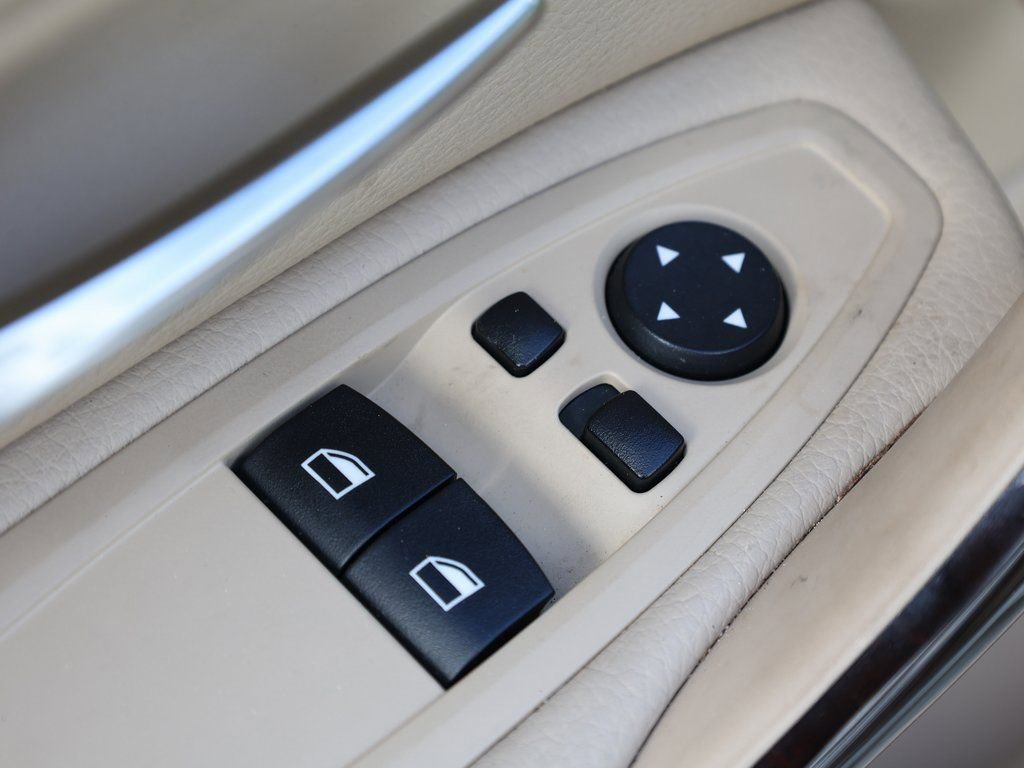 Used 2014 BMW 428i Coupe image 11