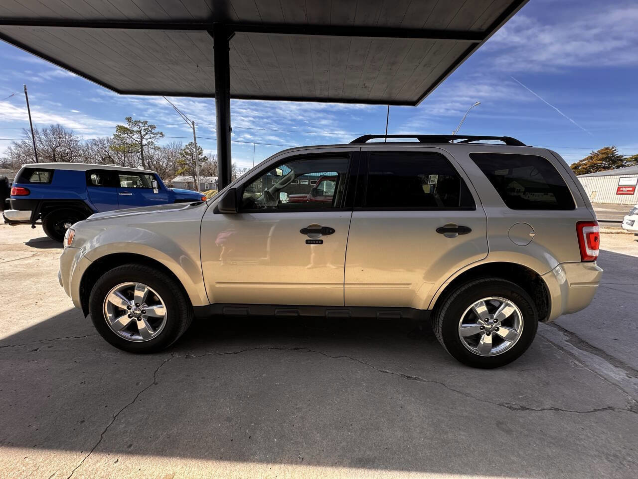 Used 2010 Ford Escape XLT image 5