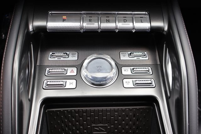 New 2026 Lincoln Nautilus Premier AWD/4WD image 27