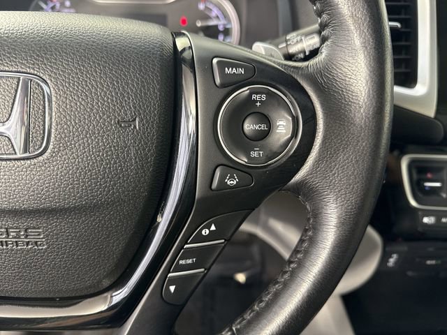 Used 2016 Honda Pilot Touring image 13