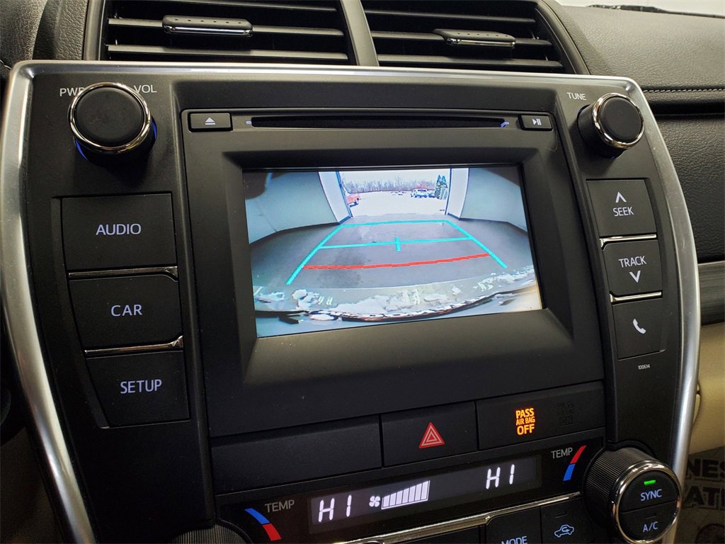 Used 2017 Toyota Camry LE image 21