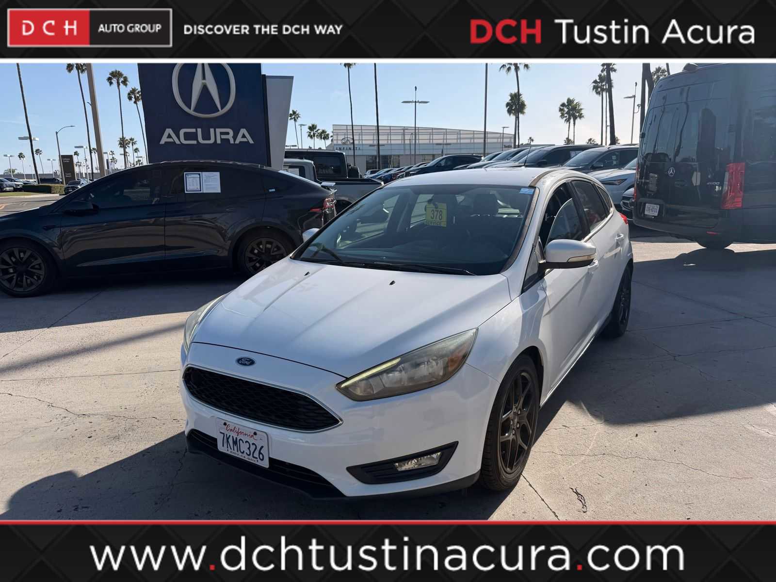 Used 2016 Ford Focus SE w/ Equipment Group 201A FWD image 1