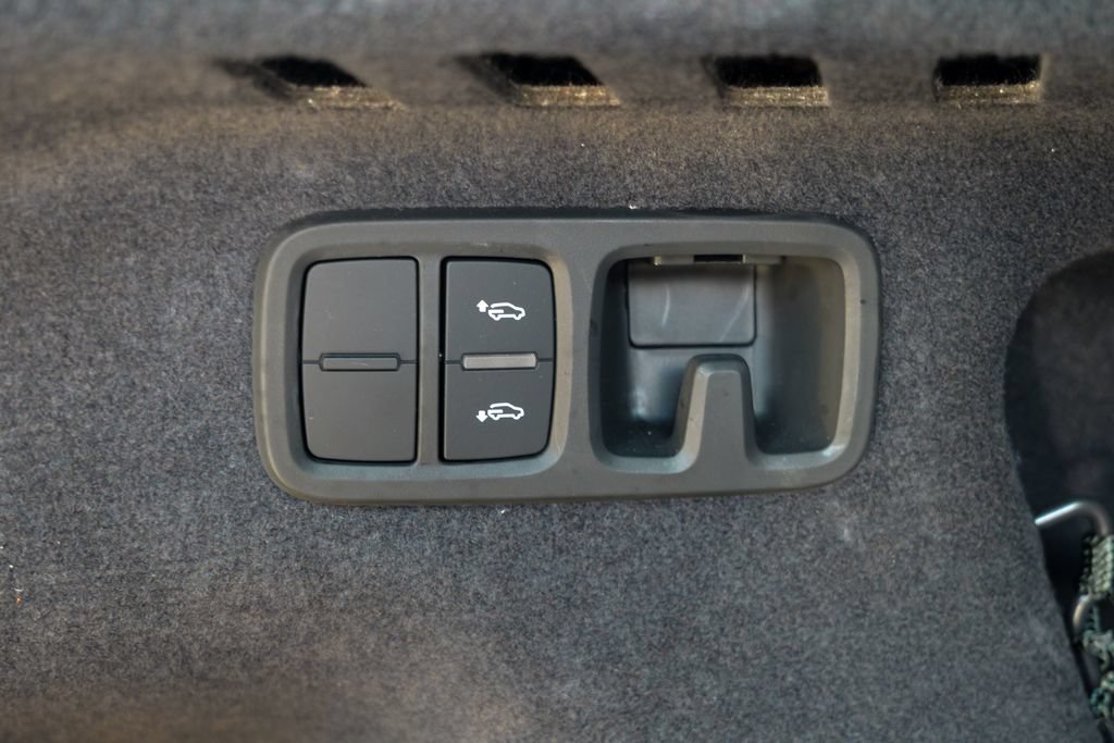 Used 2025 Audi SQ8 Prestige w/ Prestige Package AWD/4WD image 65