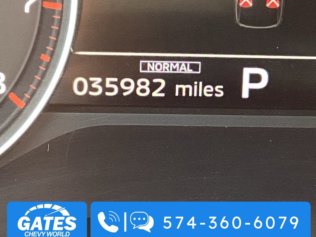 Used 2025 Mitsubishi Outlander SE image 4