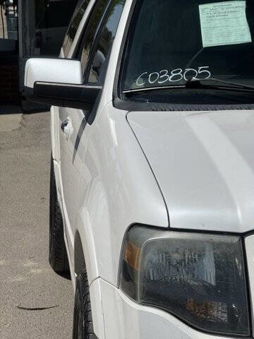 Used 2010 Ford Expedition EL Limited RWD image 23