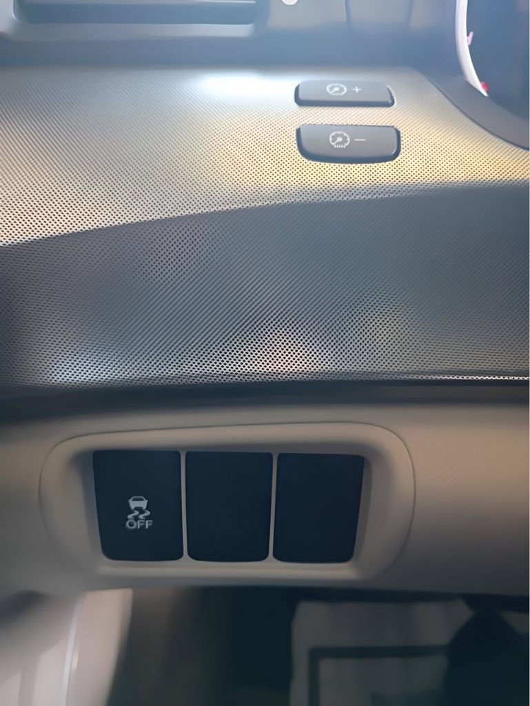Used 2011 Acura TL w/ Technology Package FWD image 18