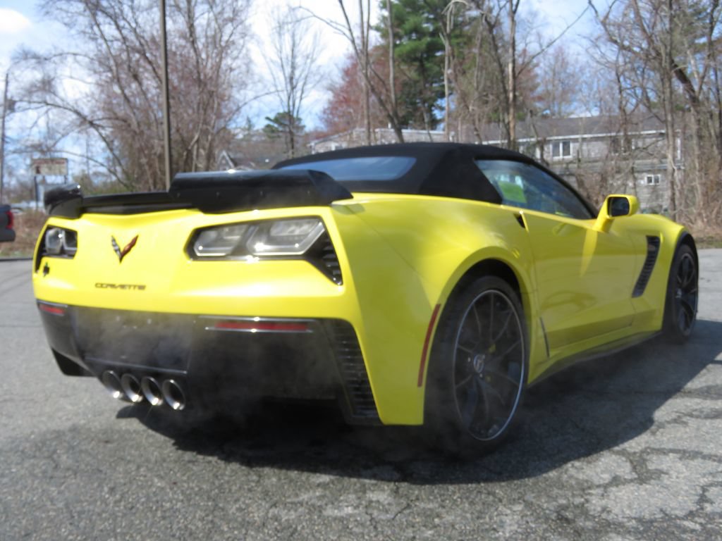 Used 2016 Chevrolet Corvette Z06 w/ 2LZ Preferred Equipment Group RWD image 5
