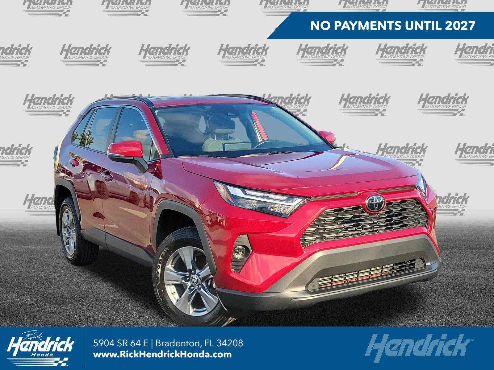 Used 2025 Toyota RAV4 XLE w/ Convenience Package FWD image 1