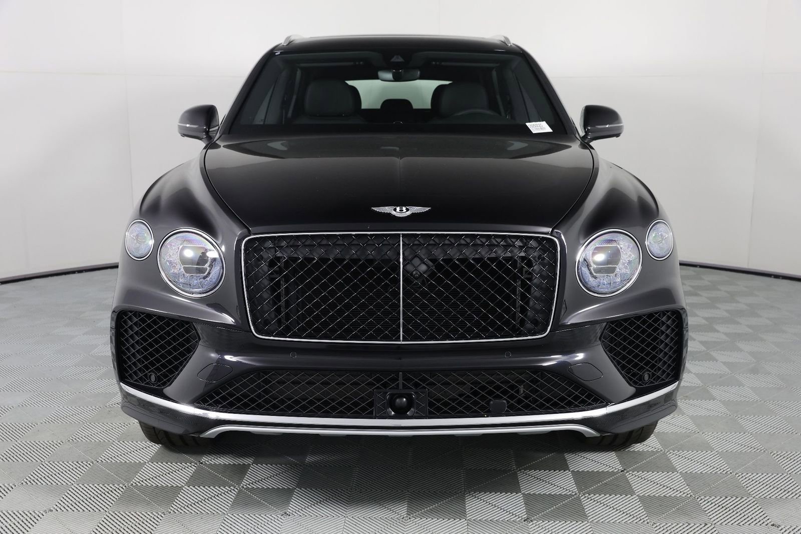 New 2025 Bentley Bentayga Extended Wheelbase image 7