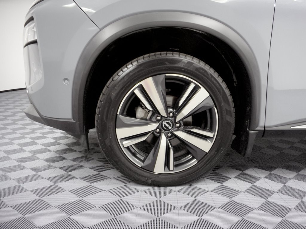 Used 2023 Nissan Rogue SL w/ SL Premium Package FWD image 13