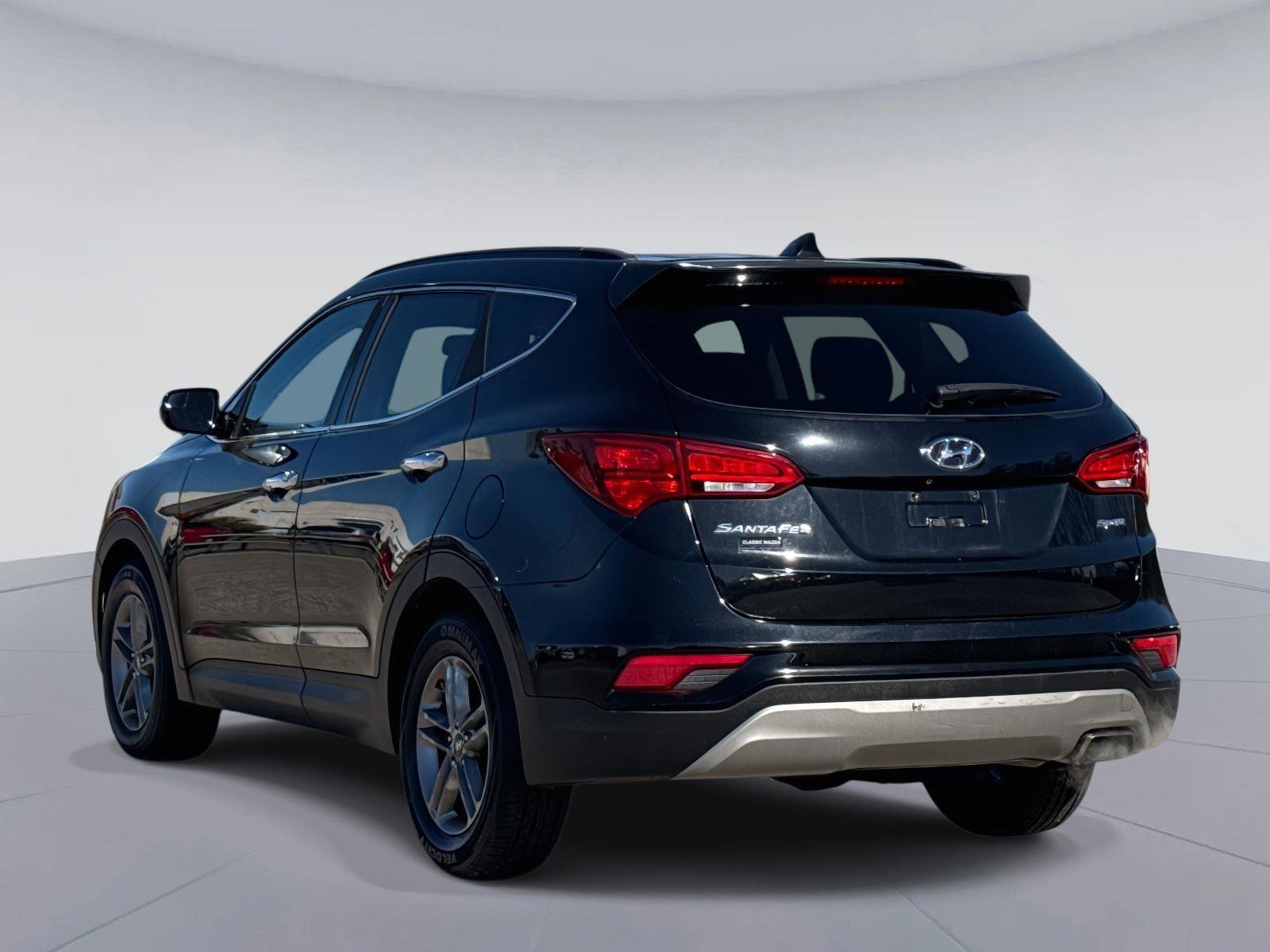 Used 2017 Hyundai Santa Fe Sport image 5