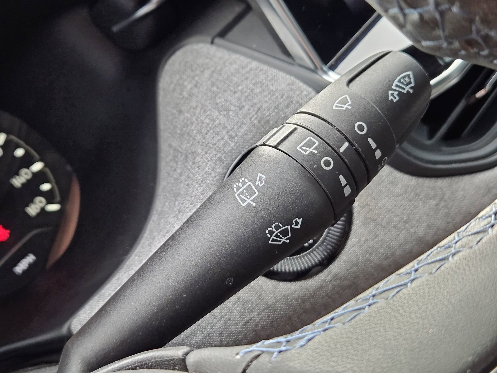 Used 2022 Jeep Compass Latitude image 29