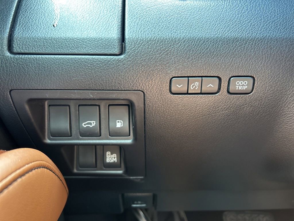 Used 2015 Lexus RX 450h AWD image 24