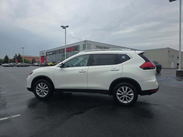 Used 2017 Nissan Rogue SV image 8