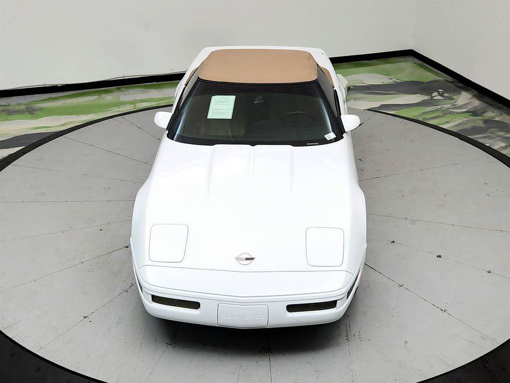 Used 1992 Chevrolet Corvette Convertible RWD image 25