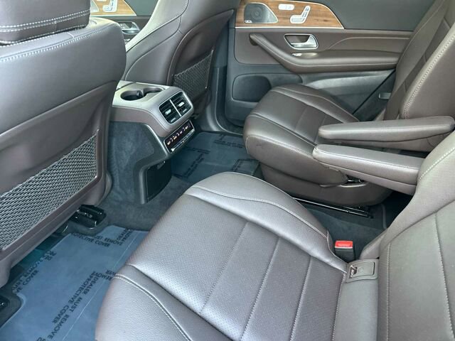 Used 2021 Mercedes-Benz GLS 450 4MATIC image 15