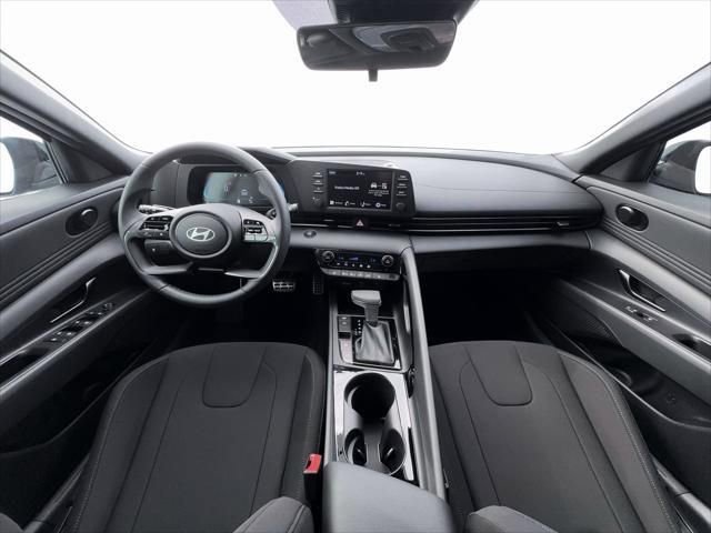 New 2026 Hyundai Elantra SEL Sport Premium FWD image 13
