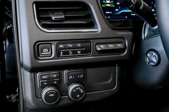 Used 2024 Chevrolet Suburban High Country AWD/4WD image 44