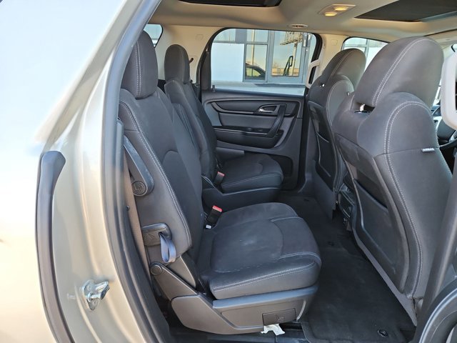 Used 2016 GMC Acadia SLE image 21