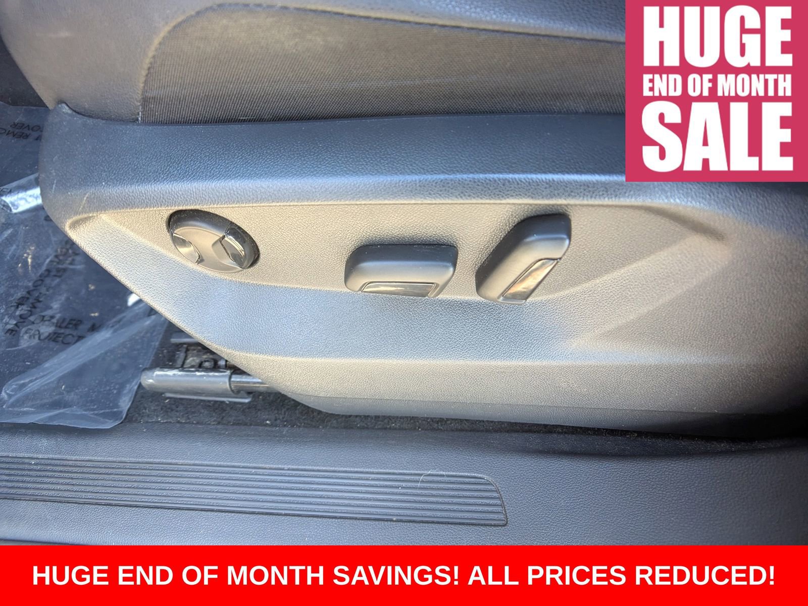 Used 2020 Volkswagen Tiguan SEL image 21