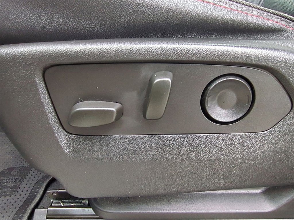 Certified 2023 Chevrolet Tahoe RST image 21