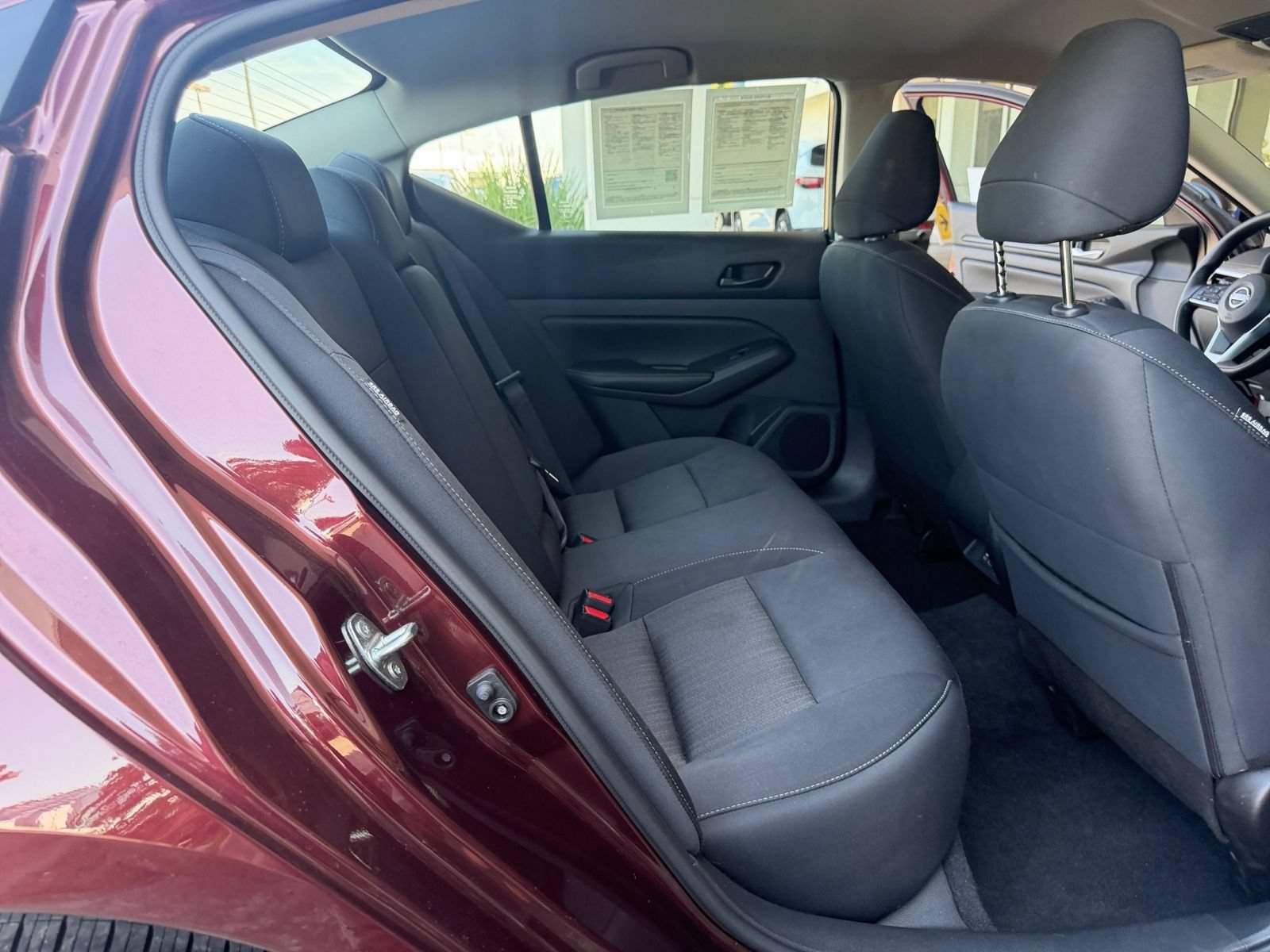 Used 2025 Nissan Altima 2.5 SV FWD image 27