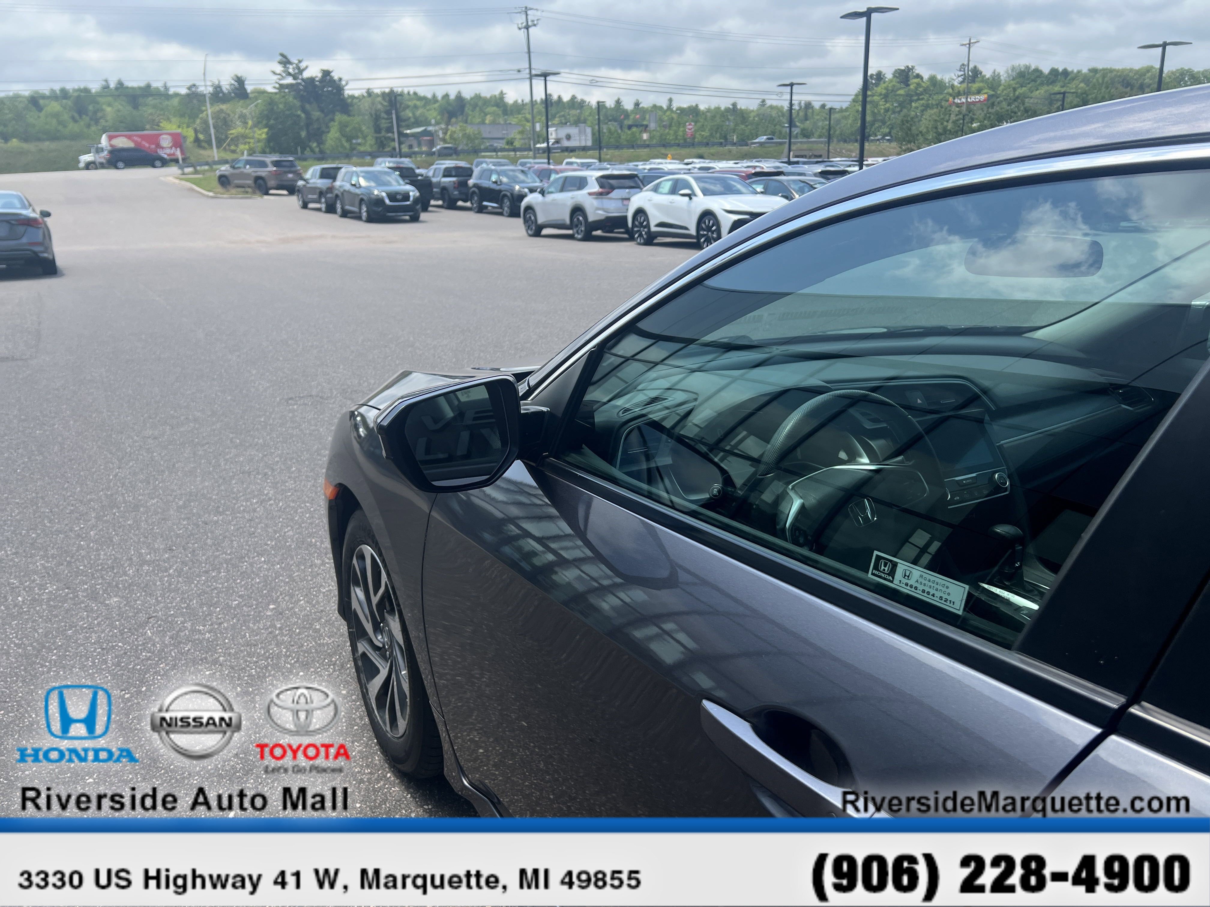 Used 2018 Honda Civic EX image 5