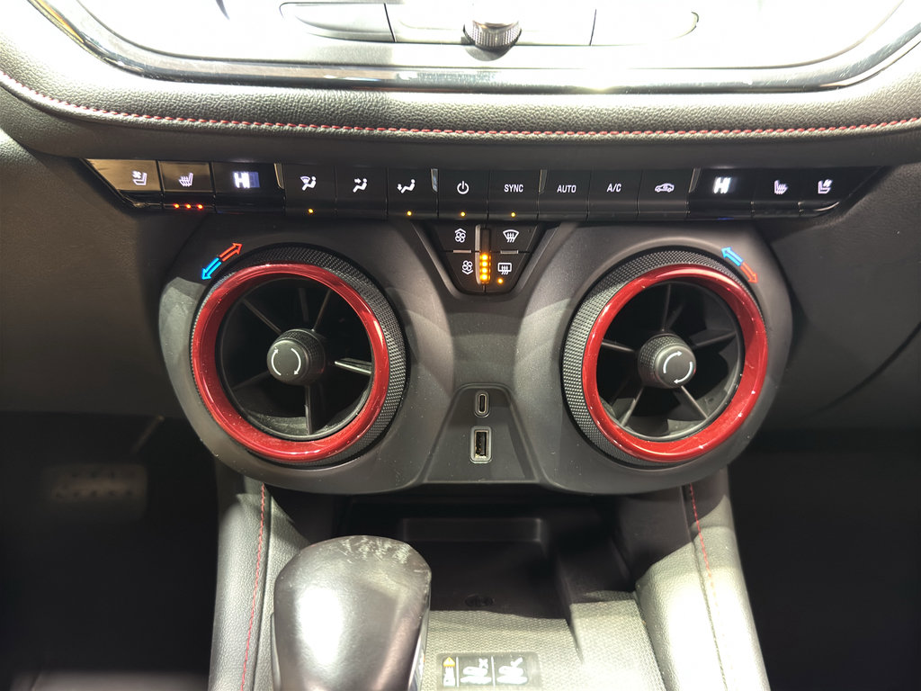 Used 2020 Chevrolet Blazer RS AWD/4WD image 31