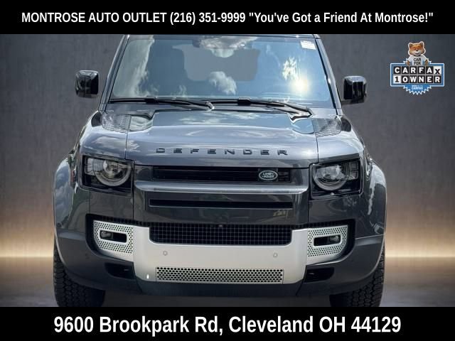 Certified 2024 Land Rover Defender 110 SE image 9
