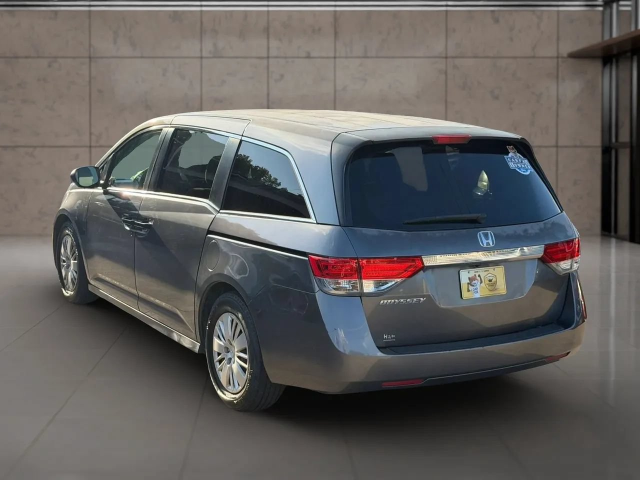 Used 2014 Honda Odyssey LX image 8