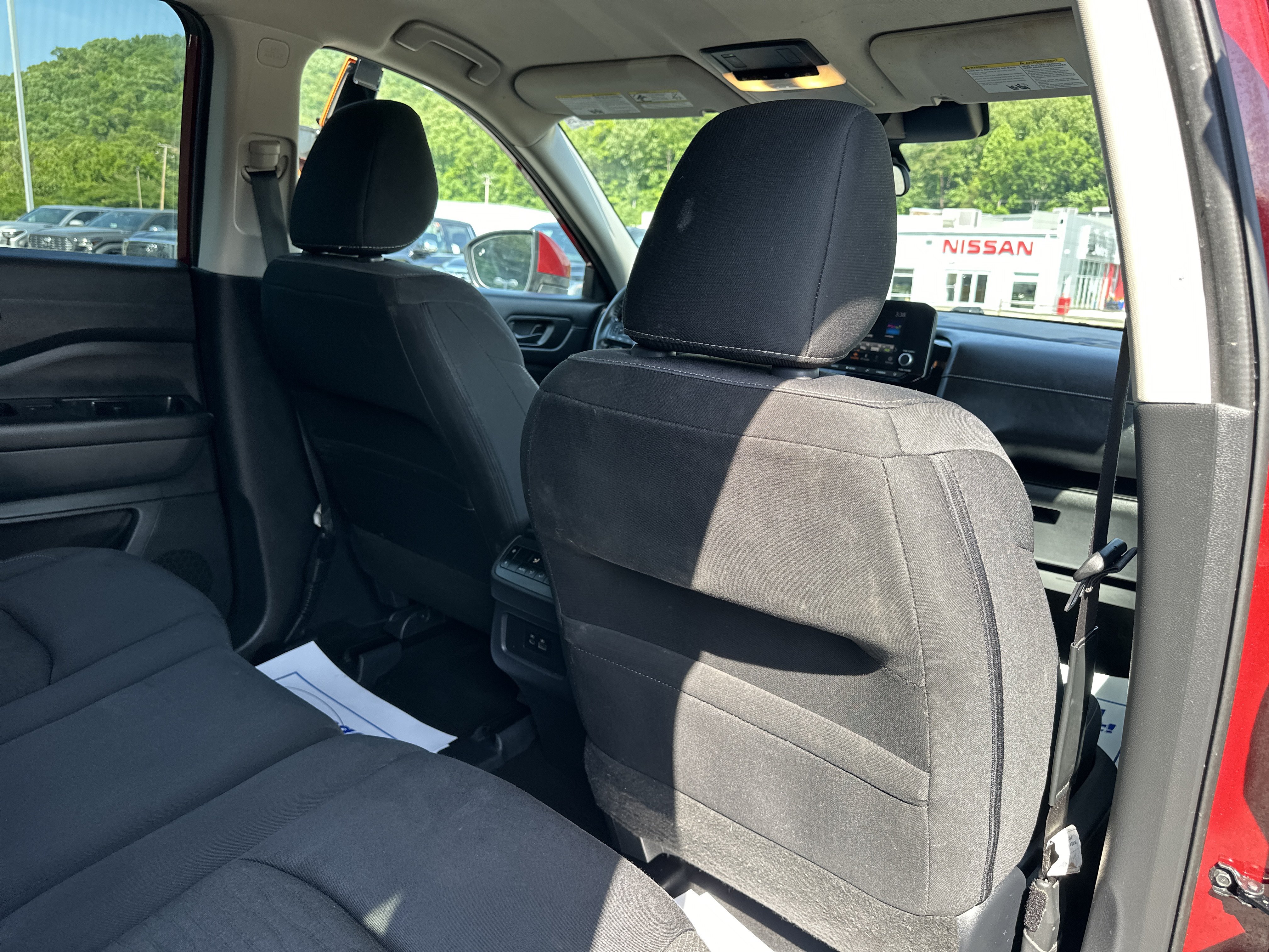 Used 2023 Nissan Pathfinder SV AWD/4WD image 48