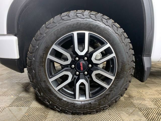 Used 2023 GMC Sierra 1500 AT4 w/ AT4 Preferred Package AWD/4WD image 32