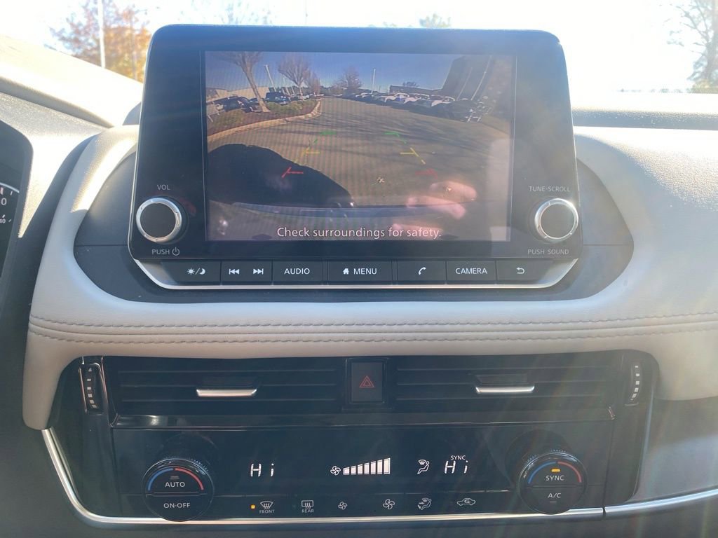 Used 2023 Nissan Rogue SV image 22