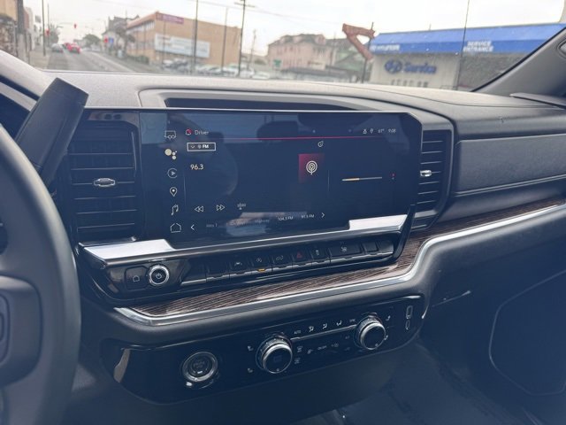 Used 2023 GMC Sierra 1500 Elevation image 10