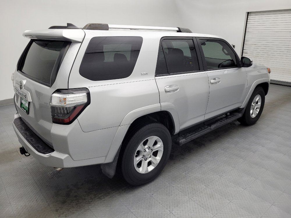 Used 2020 Toyota 4Runner SR5 Premium image 10