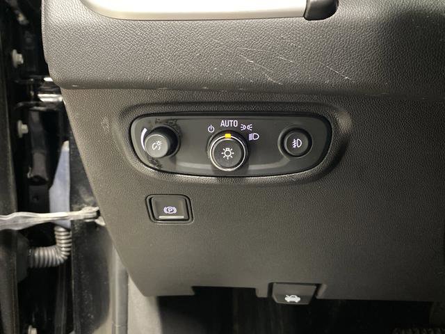 Used 2021 GMC Terrain SLT w/ Infotainment Package II AWD/4WD image 23