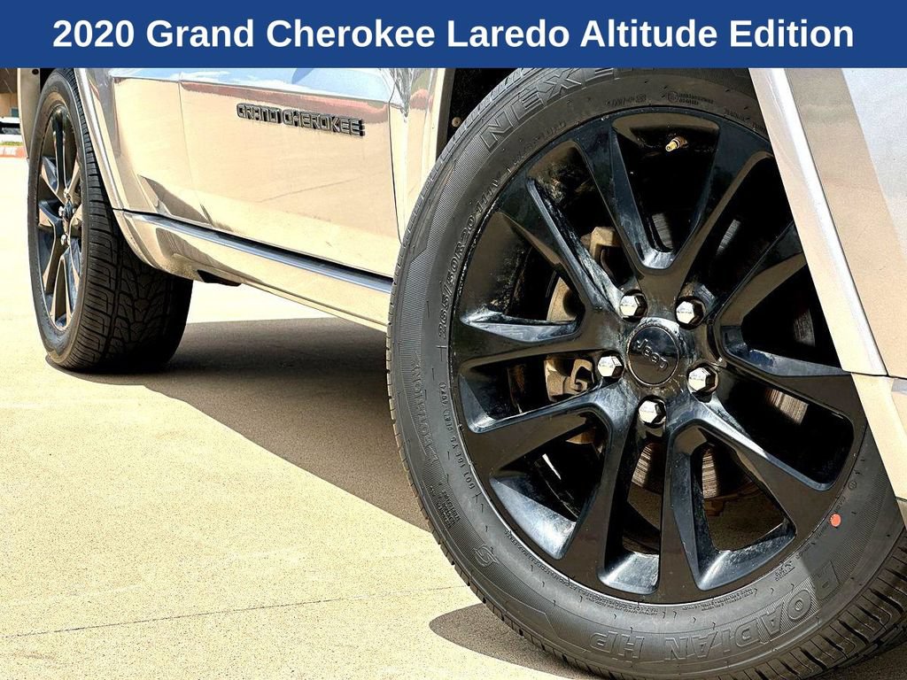 Used 2020 Jeep Grand Cherokee Altitude RWD image 2
