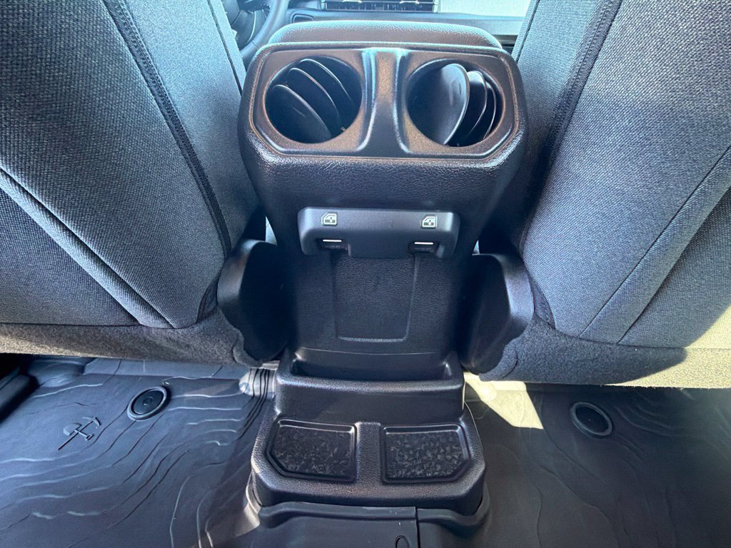 Used 2025 Jeep Wrangler Unlimited Sport S 4xe AWD/4WD image 35