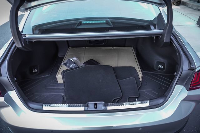 Certified 2025 Lexus ES 300h w/ Luxury Package FWD image 21