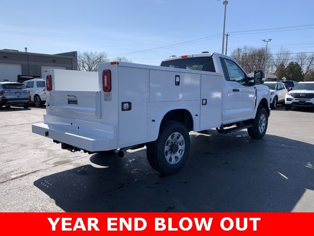 New 2024 Ford F350 XLT w/ FX4 Off-Road Package image 6