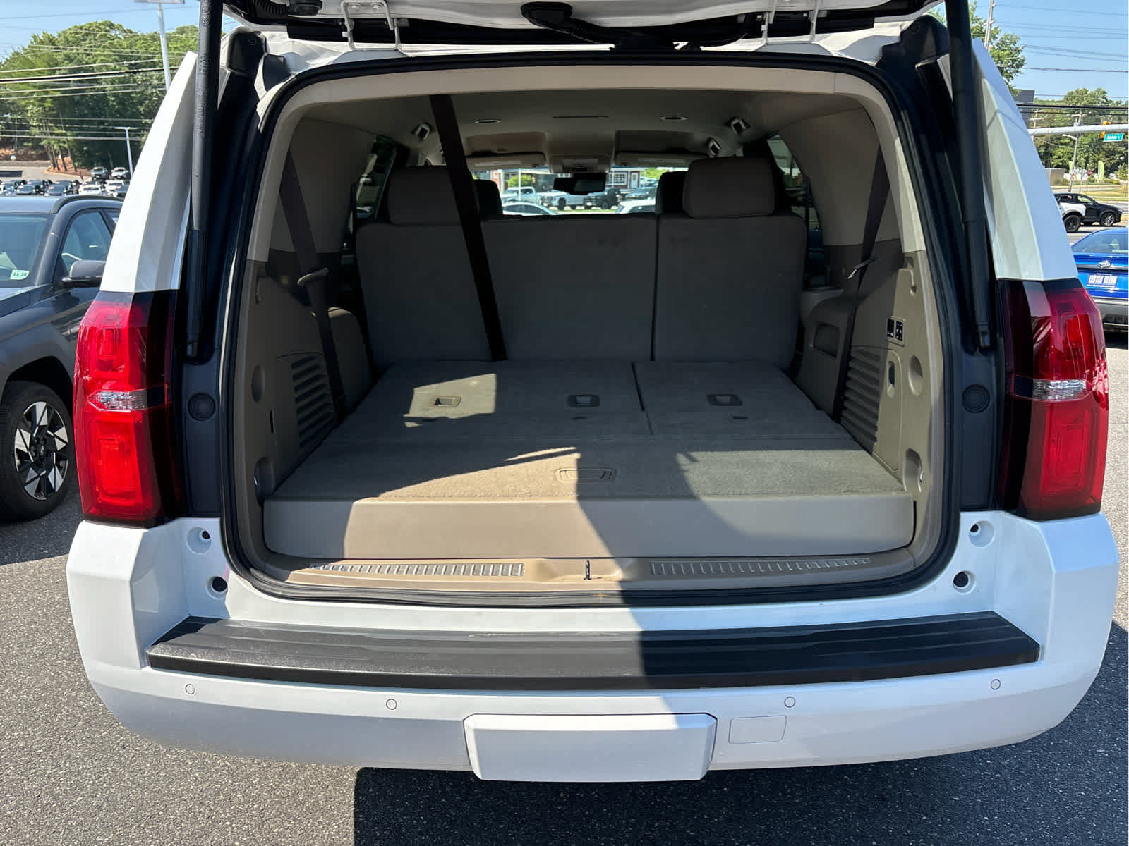 Certified 2017 Chevrolet Tahoe LT w/ Luxury Package RWD image 27