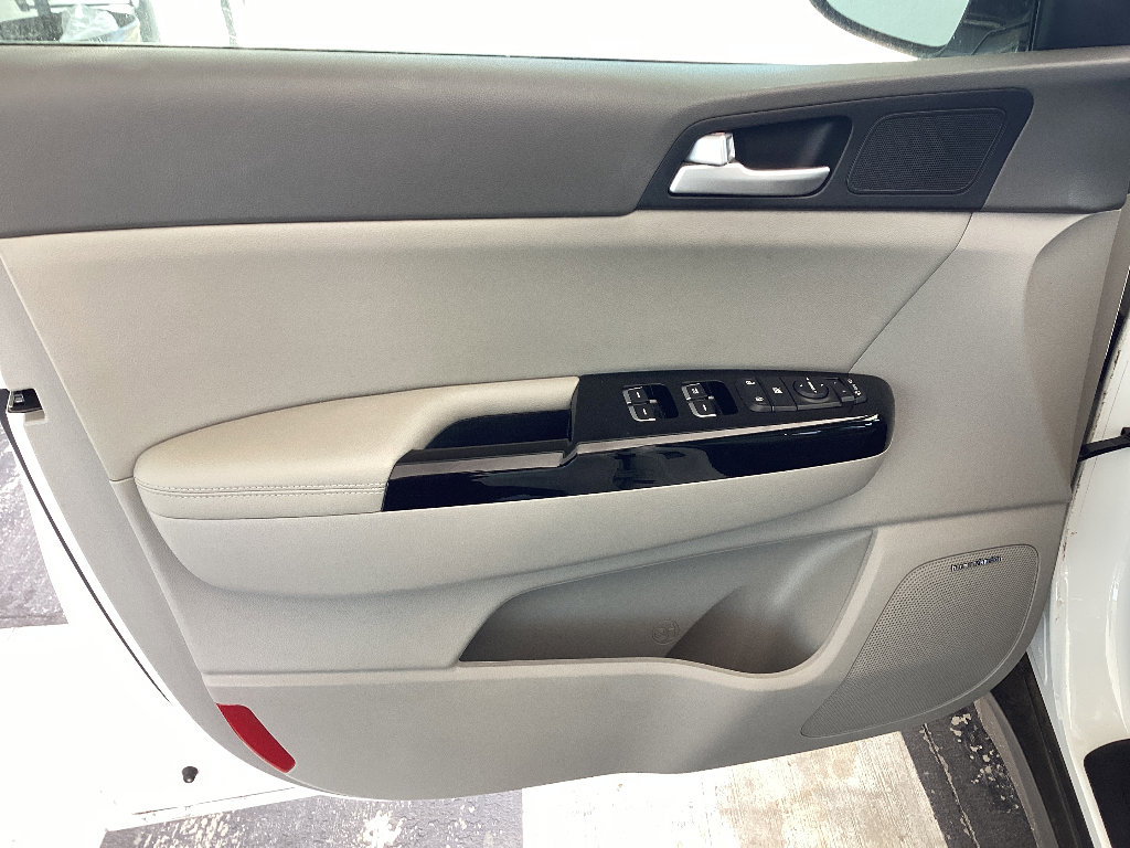 Used 2019 Kia Sportage EX w/ EX Technology Package FWD image 21